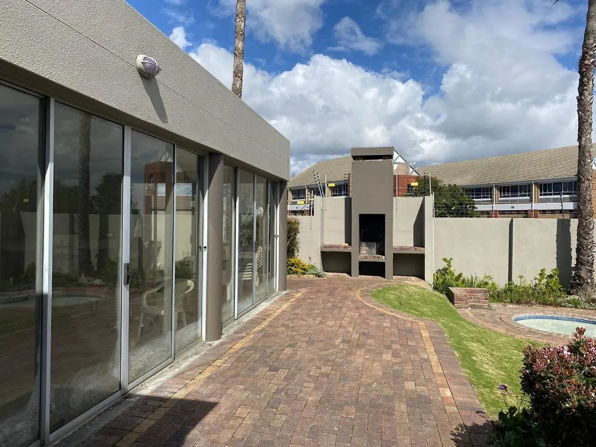 Durbanville Self Catering Apartments ケープタウン 南アフリカ