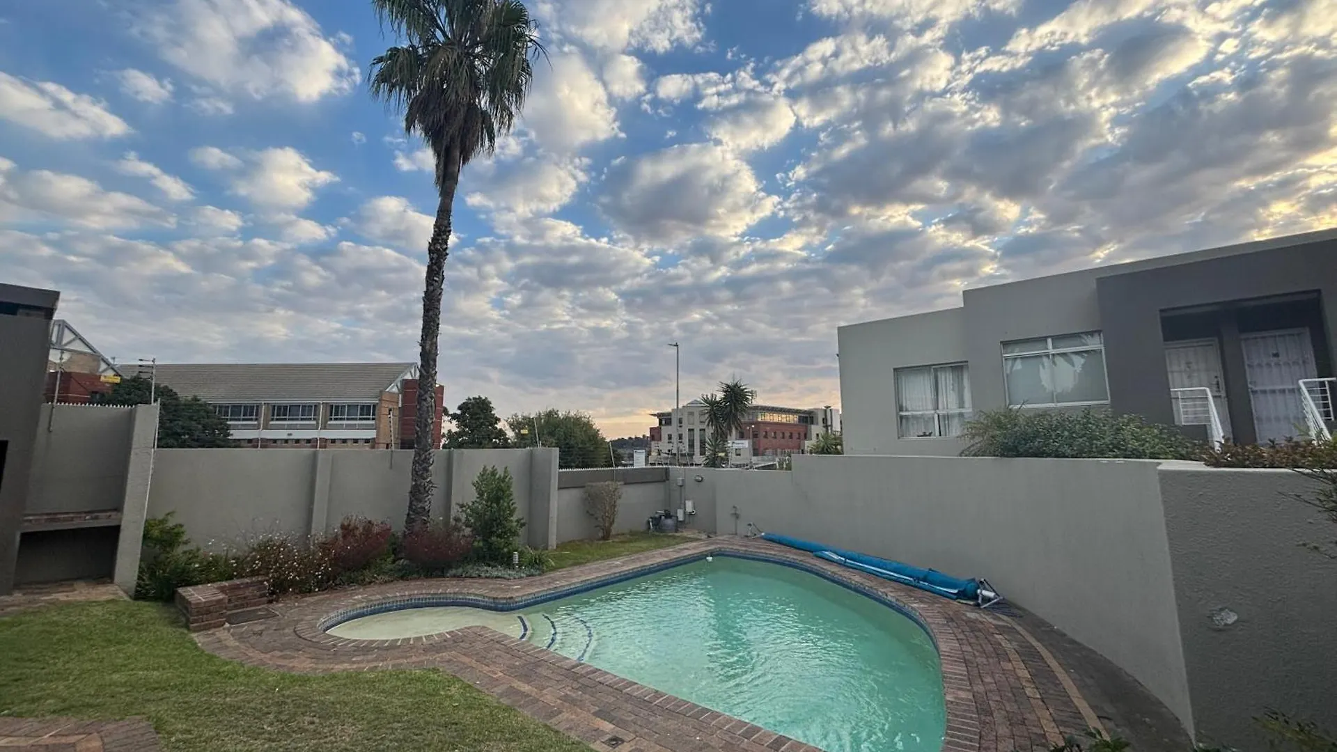 Durbanville Self Catering Apartments ケープタウン